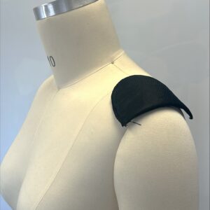 Small T-Shirt Covered Shoulder Pad White & Black, MR41 12.5 x 7.5 x 0.5cm